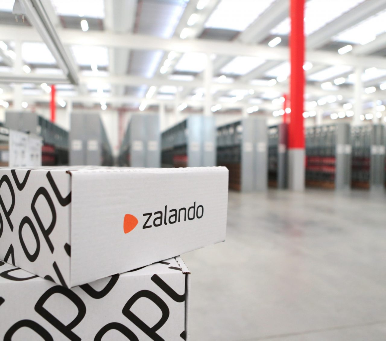 Mille posti di lavoro nella Bassa Zalando segue la via di Amazon
