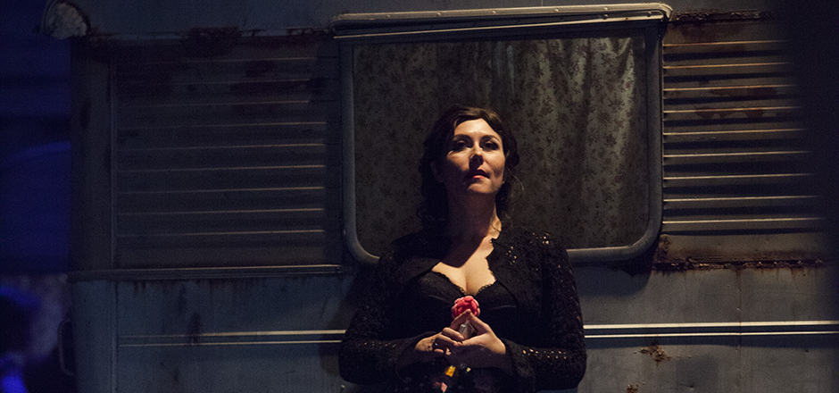La Carmen con il finale al contrario (che a lei non sarebbe piaciuto)