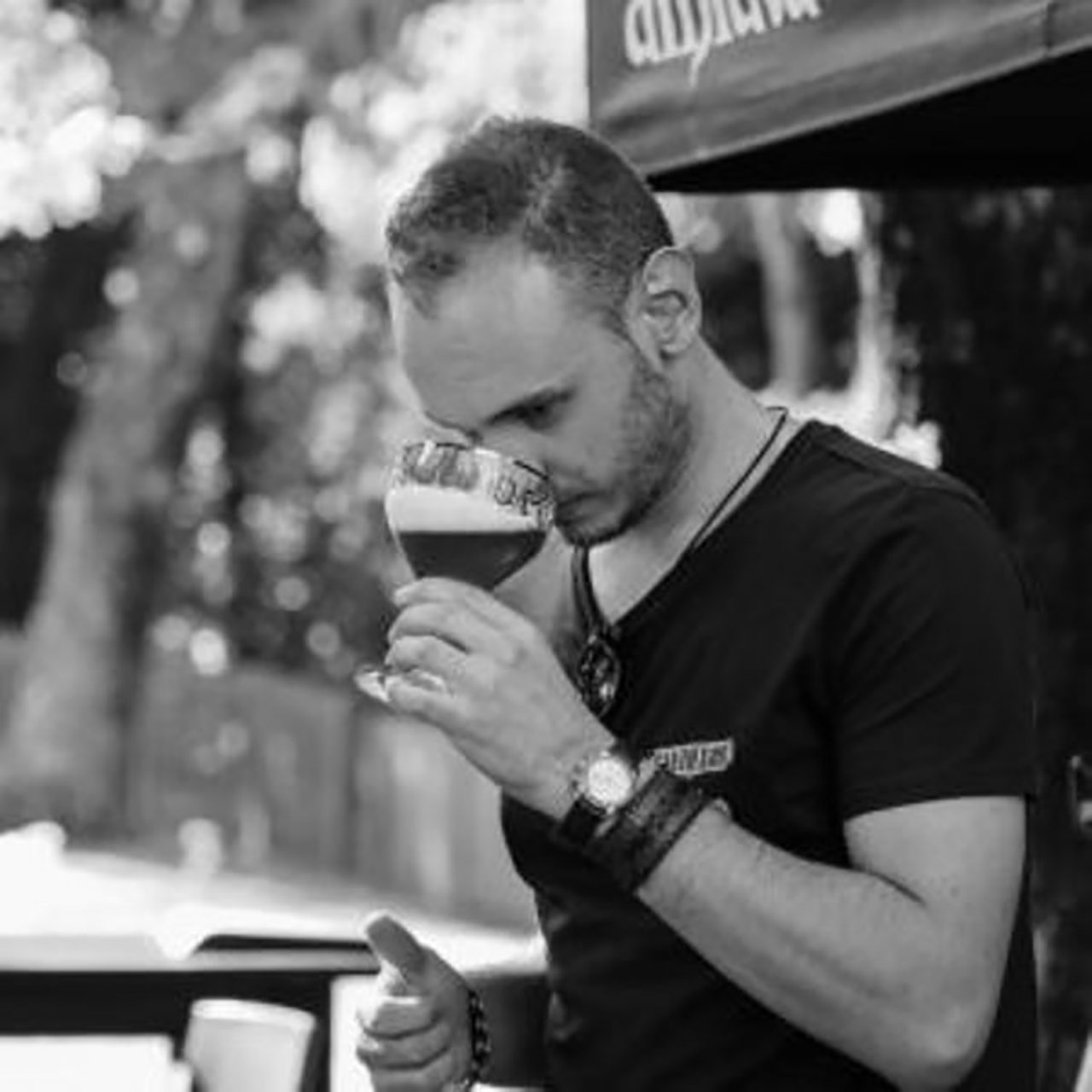 Un calice inusuale ma buono All’Hosteria del Vapore di Carobbio