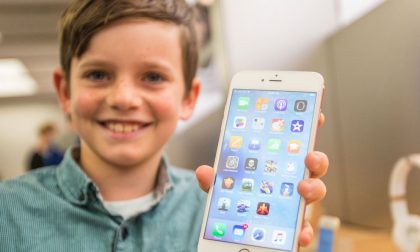 Lettera choc di due grandi azionisti «L'iPhone rende dipendenti i bimbi»