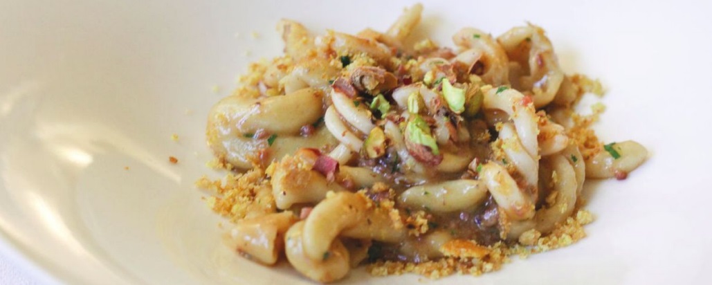 Metti un piatto al One Love Il nuovo ristorante di Alan e Nafi