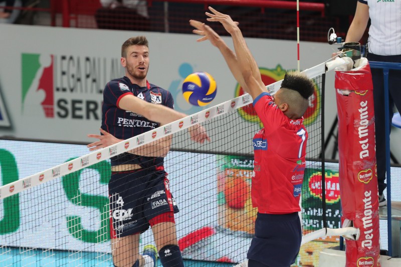 Alle 16,13 si interrompe il sogno Grande Caloni, grazie lo stesso