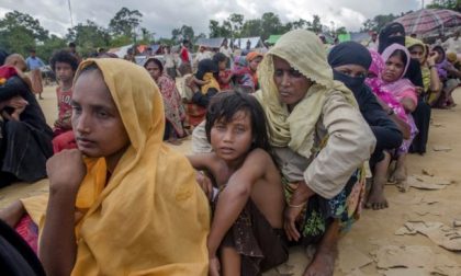 La crisi umanitaria del Bangladesh dove arrivano 10 profughi al minuto
