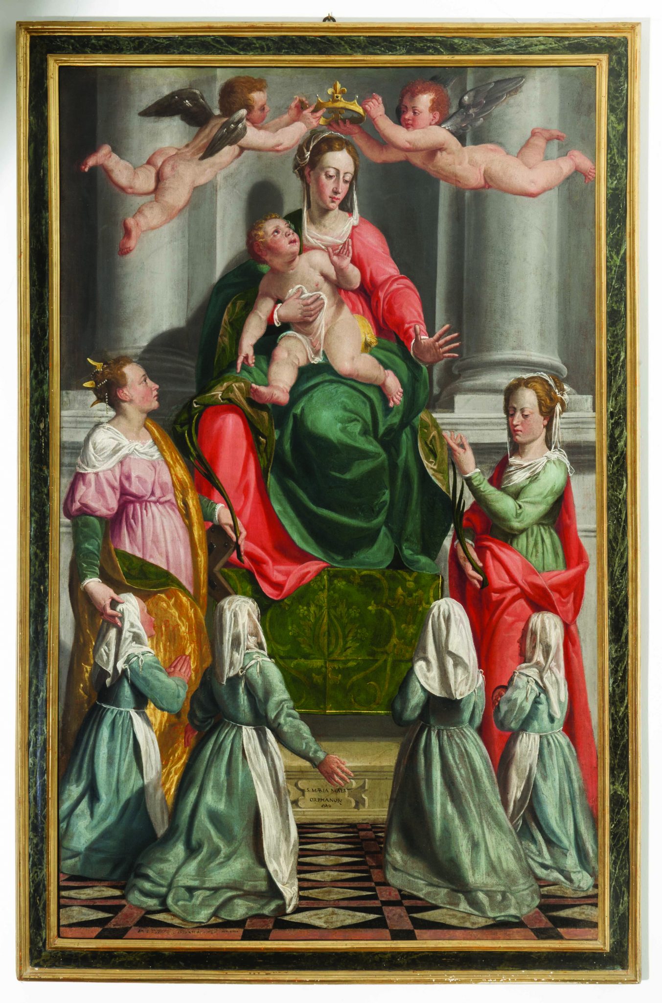 1.Cavagna_Madonna con il Bambino in trono tra due Sante e quattro orfanelle