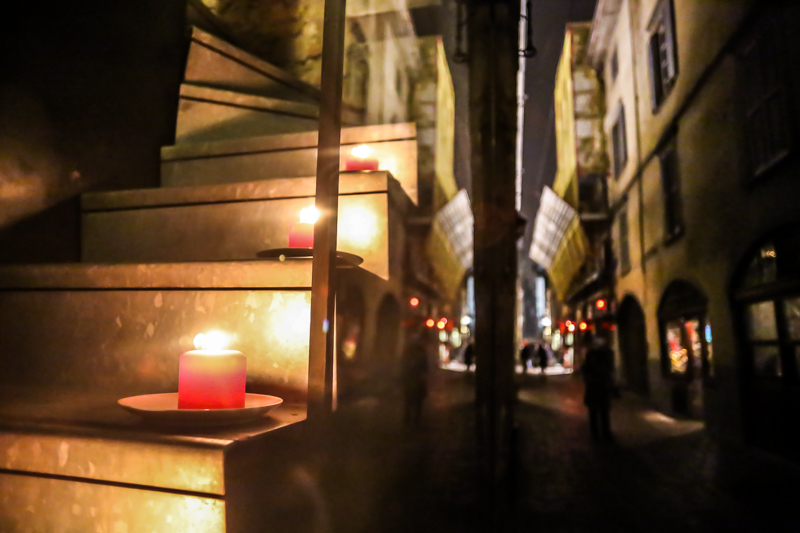 Bergamo Alta a lume di candela ma nel buio spunta Frankestein