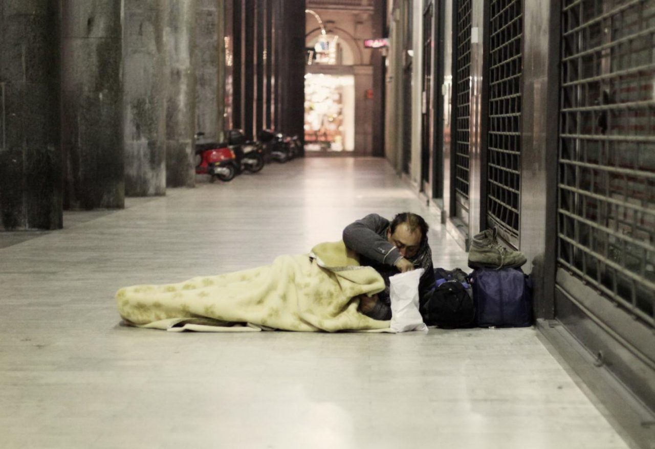 Con il freddo riemerge il problema: a Bergamo serve un altro dormitorio