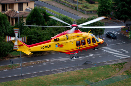 Braccio intrappolato nella motozappa: ottantenne gravemente ferito a Calusco