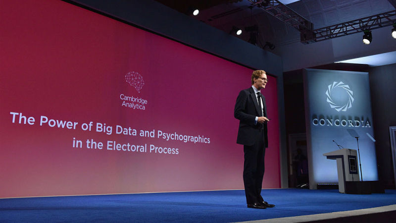 Il caso Cambridge Analytica La rivincita della carta sul digitale
