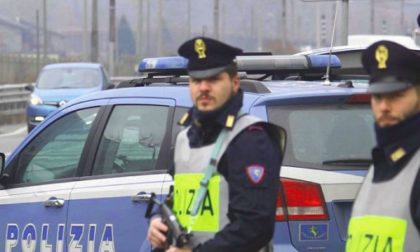 Scappa in autostrada dal marito ribellandosi alle sue violenze