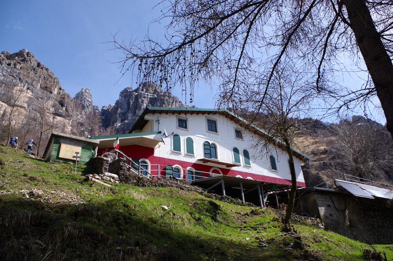 16 - Capanna Alpinisti Monzesi