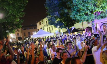 Si finge medico e soccorre una ragazza a Treviva, poi viene scoperto e insulta la polizia