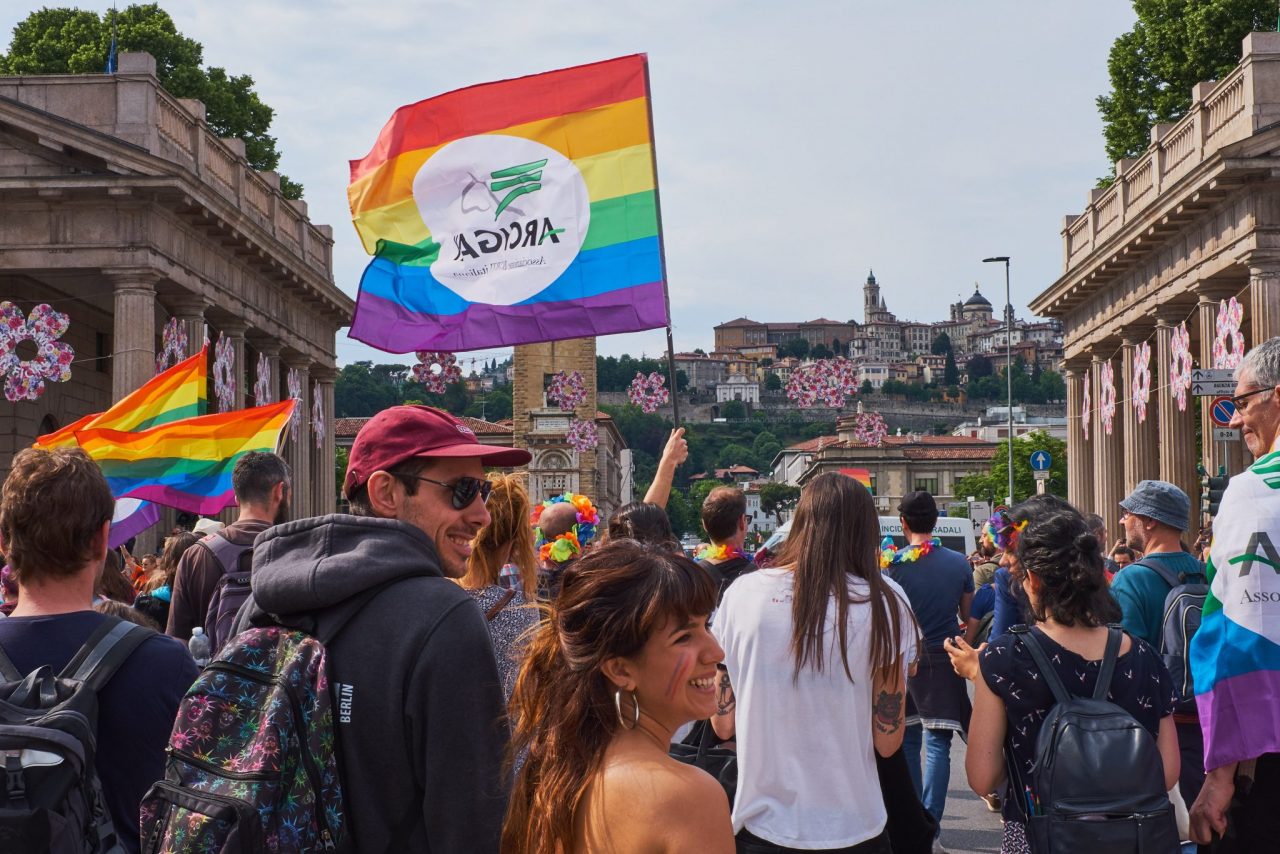 Affossato il Ddl Zan, in Senato passa la “tagliola”. Arlati: «Classe politica omofoba»