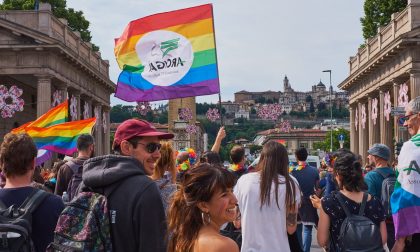 Affossato il Ddl Zan, in Senato passa la "tagliola". Arlati: «Classe politica omofoba»