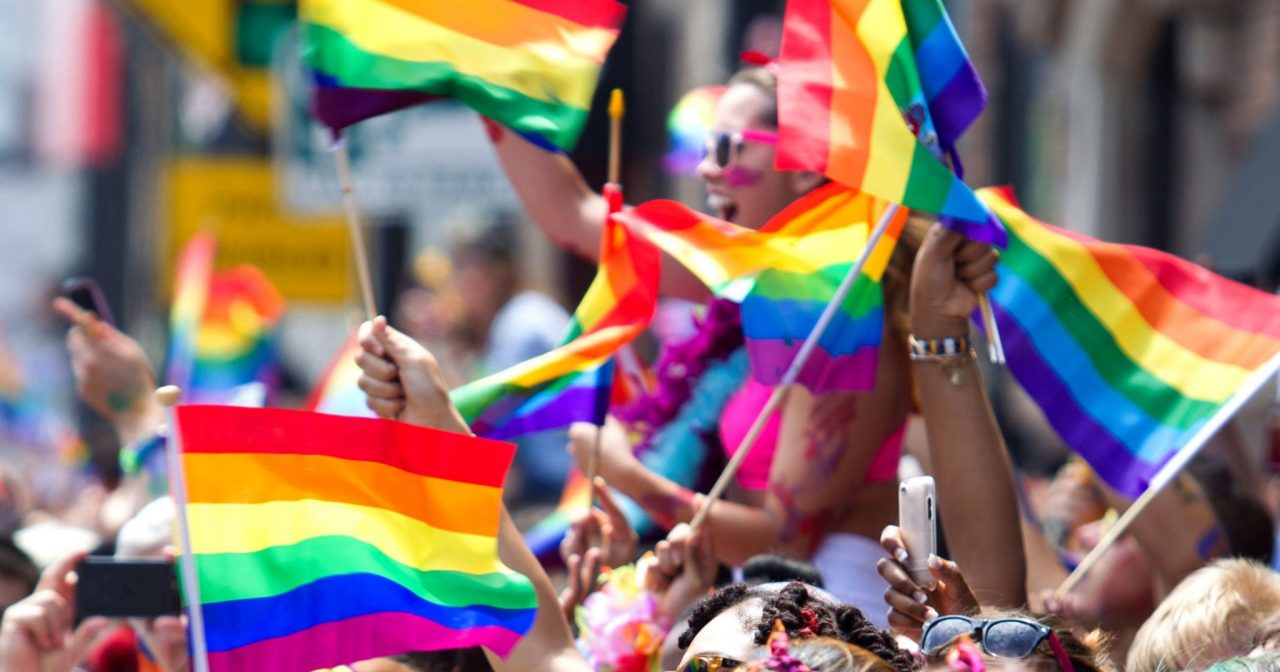 Martinengo “apre” alla sepoltura congiunta per le coppie gay al cimitero