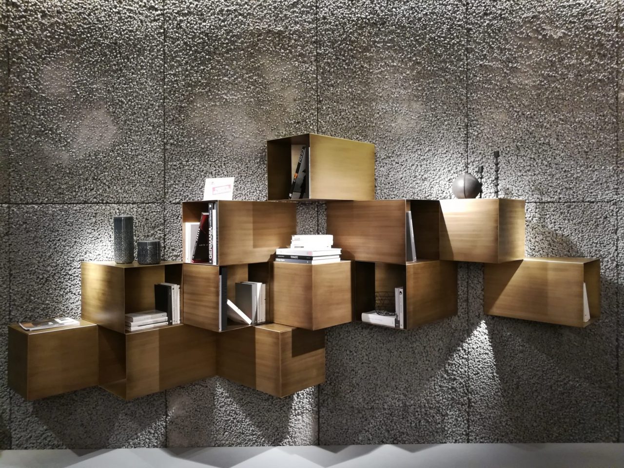 Lo StudioPANG di Ponte San Pietro (premiato al Salone del Mobile)