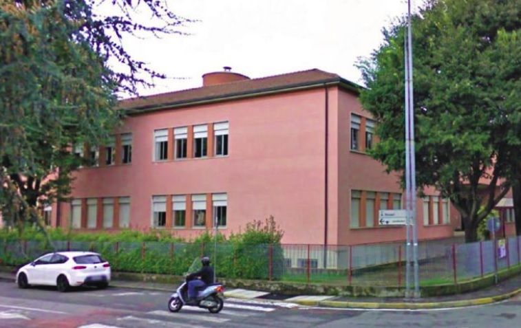 Osio Sotto, la scuola nuova e quel campetto della discordia