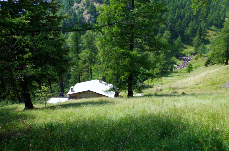 2 - Casolari in Val Sambuzza