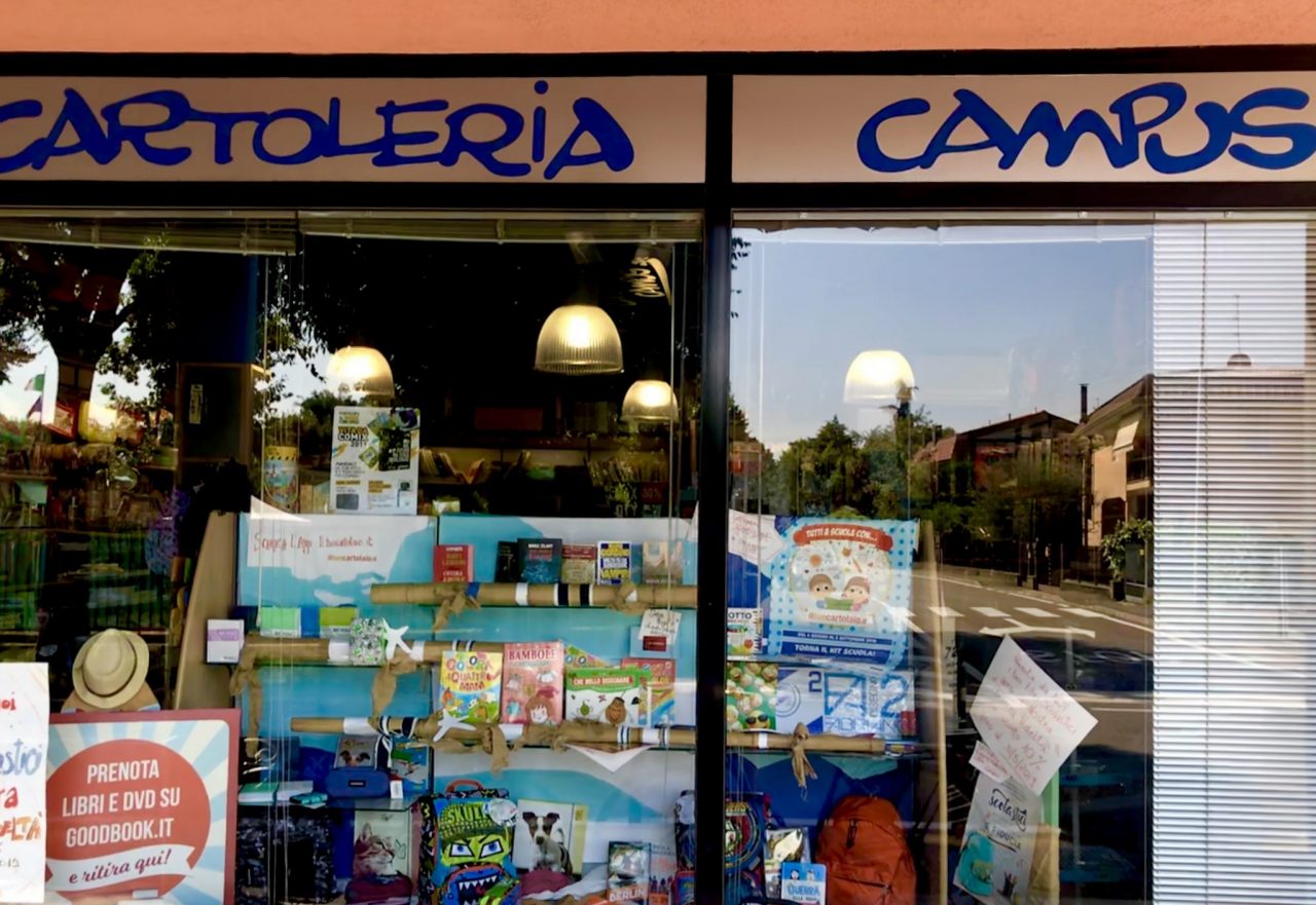 A Osio Sotto non ci sono librerie E così la cartoleria “adotta” i libri