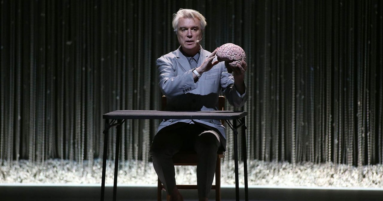 Ops, David Byrne l’ha fatto ancora Ha rivoluzionato l’idea di concerto