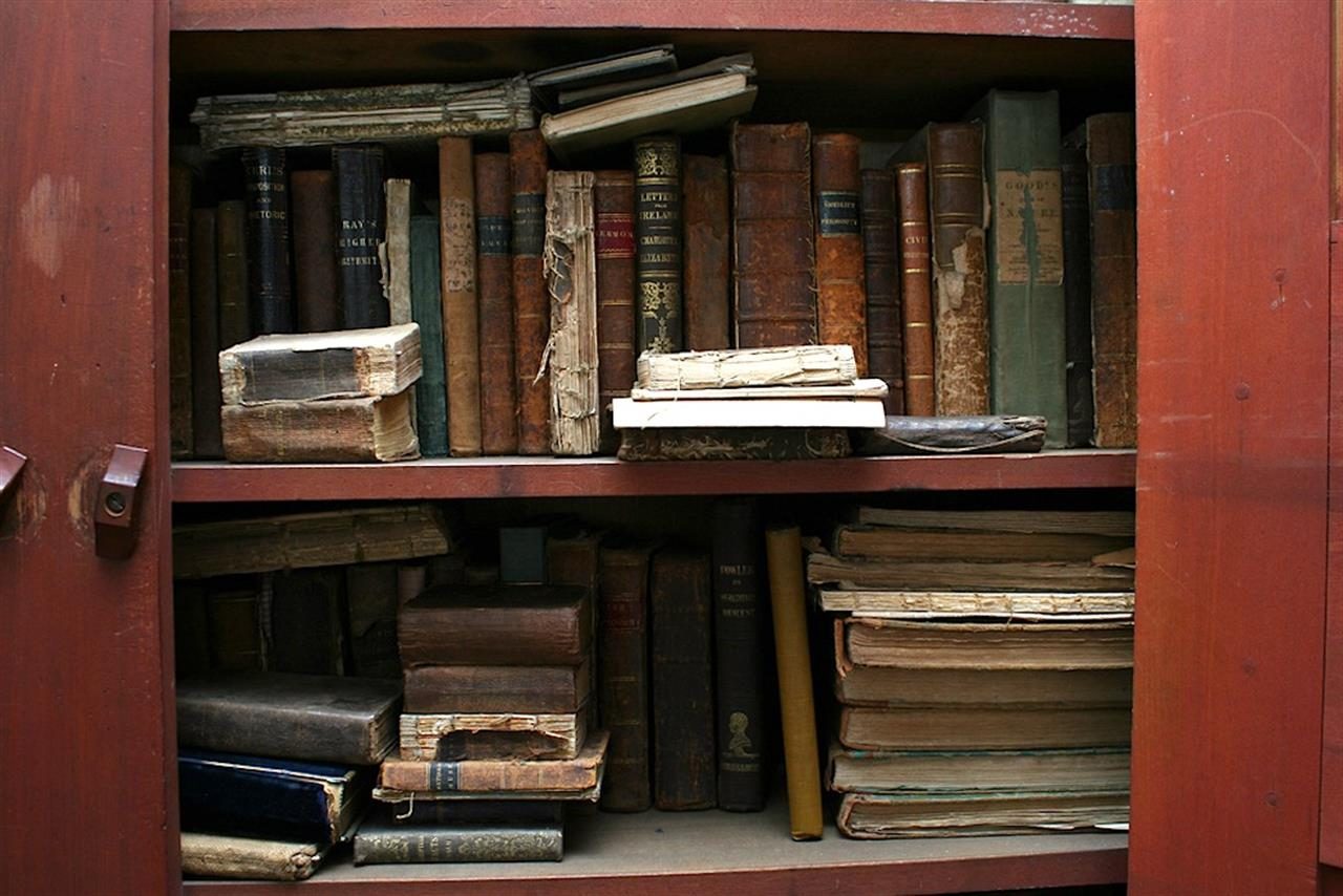 Di cosa profumano i libri antichi