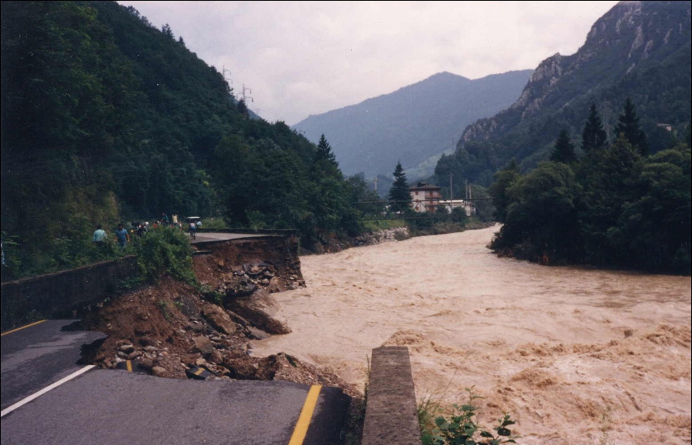Alluvione 1987 provinciale a Scalvino (foto Daniele Pedretti)