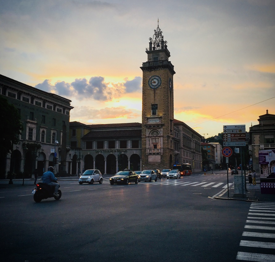Tramonto in centro – Evelyn