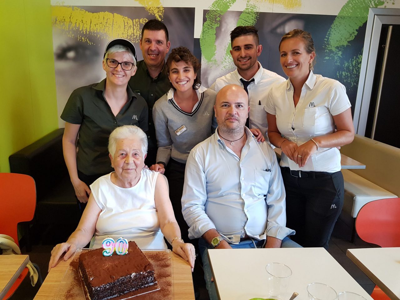 Giuliana, pasionaria di McDonald’s Festa per i 90 anni tra i Big Mac