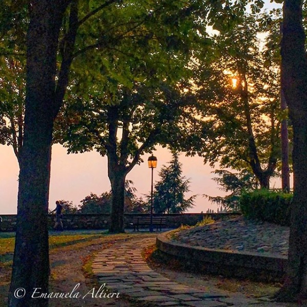 Aspettando il tramonto – Emanuela Altieri