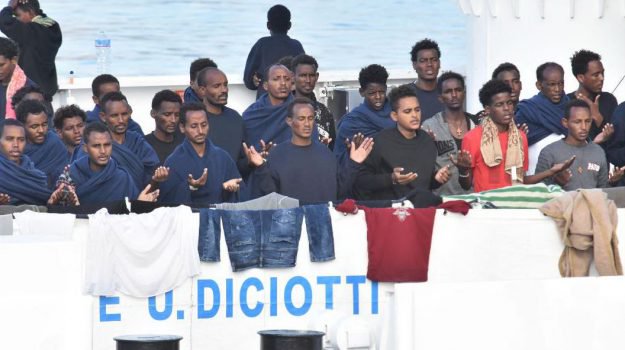 Cos’è in gioco nel braccio di ferro attorno alla nave Diciotti