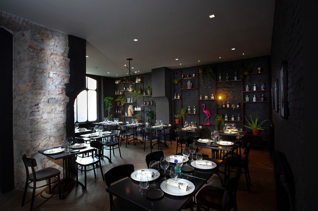 Gin Fish, dall’antipasto al dessert si mangia pesce e si beve gin