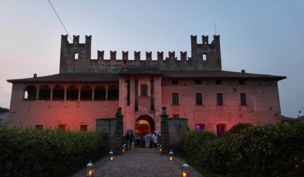 Malpaga, una notte di leggende e di stelle cadenti (in tenda)