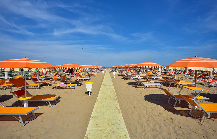 Il cafonometro da spiaggia Dieci tipi di vacanzieri da evitare