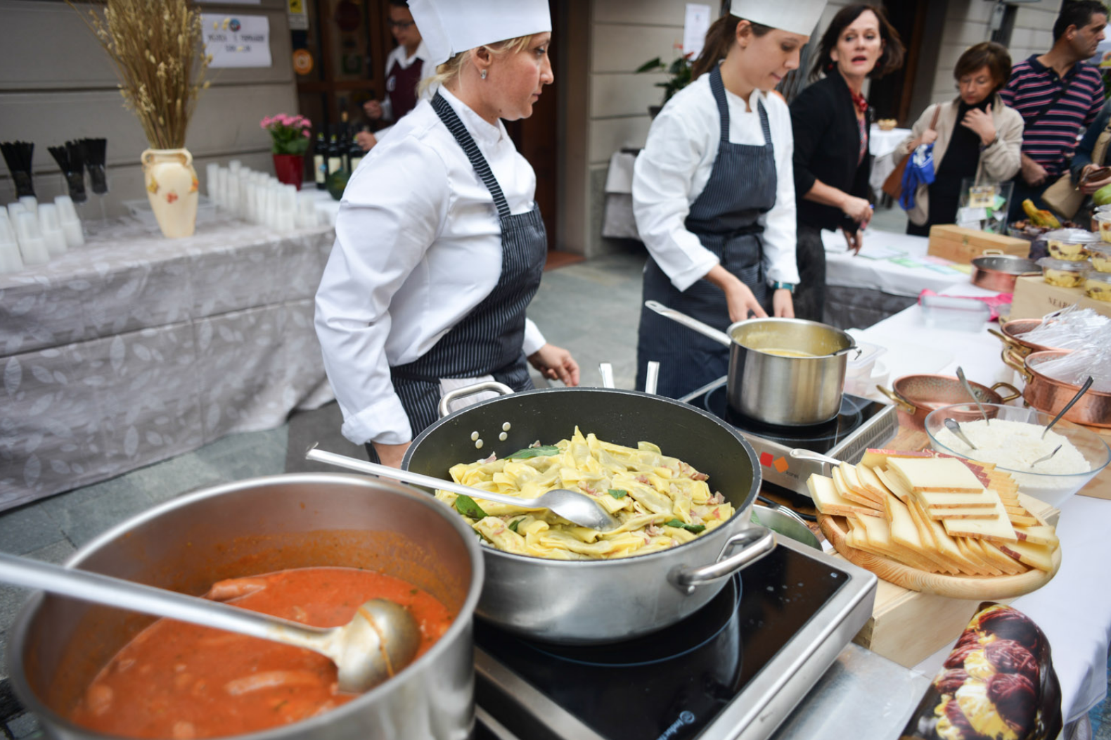 32473511_04Festa borgo-09-13 alle 15.20