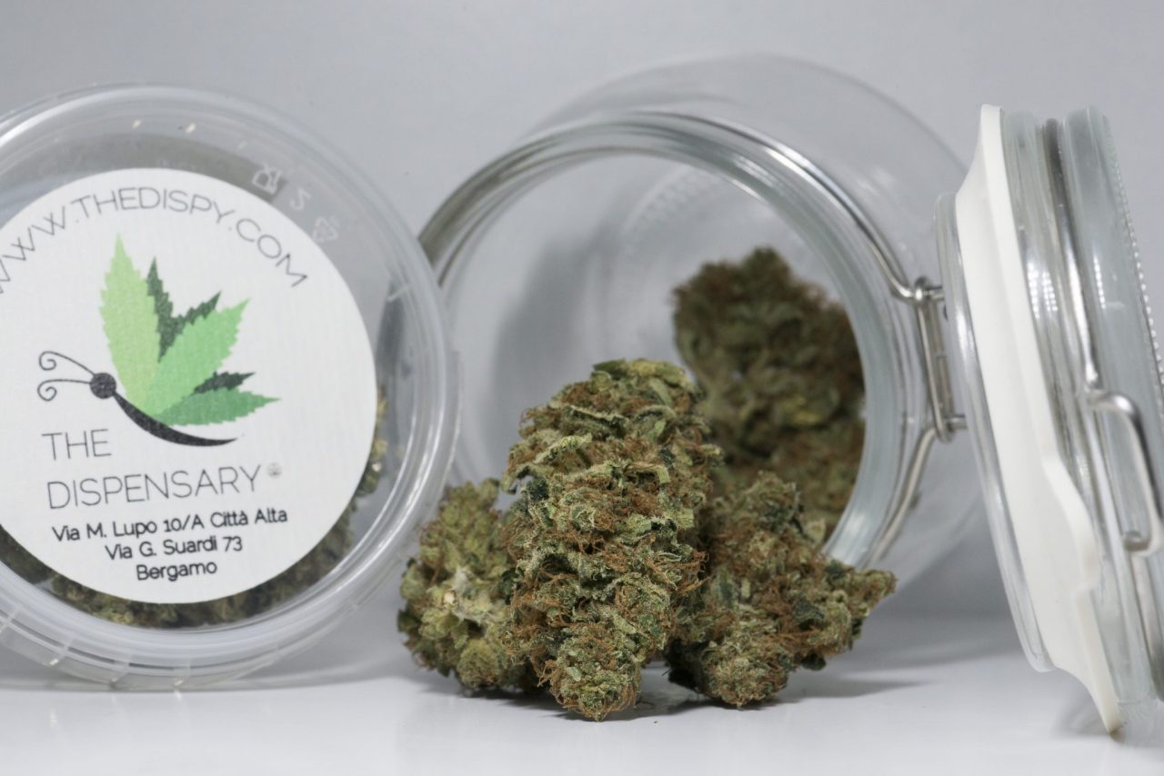 Cannabis light da The Dispensary (si sono presi pure Città Alta)