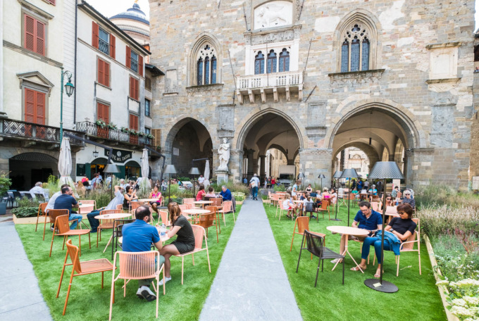Associazione Città Alta e Colli: «Troppi turisti, centro storico a rischio spopolamento»