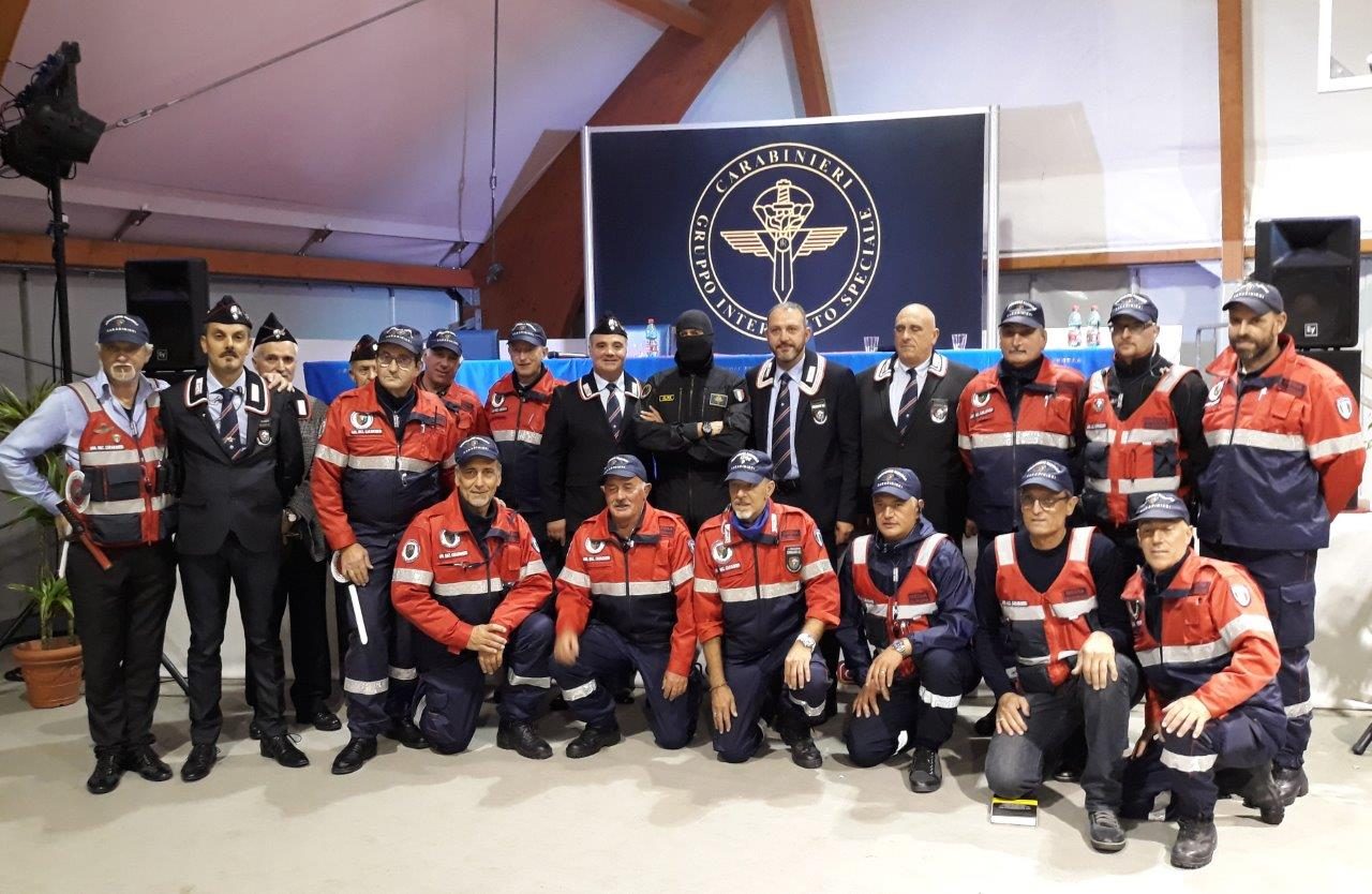 Carabinieri, 90 anni di solidarietà con il cuore piantato in Bergamasca