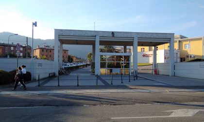 Parcheggi a orologeria all'ospedale La multa scatta in soli 3 minuti
