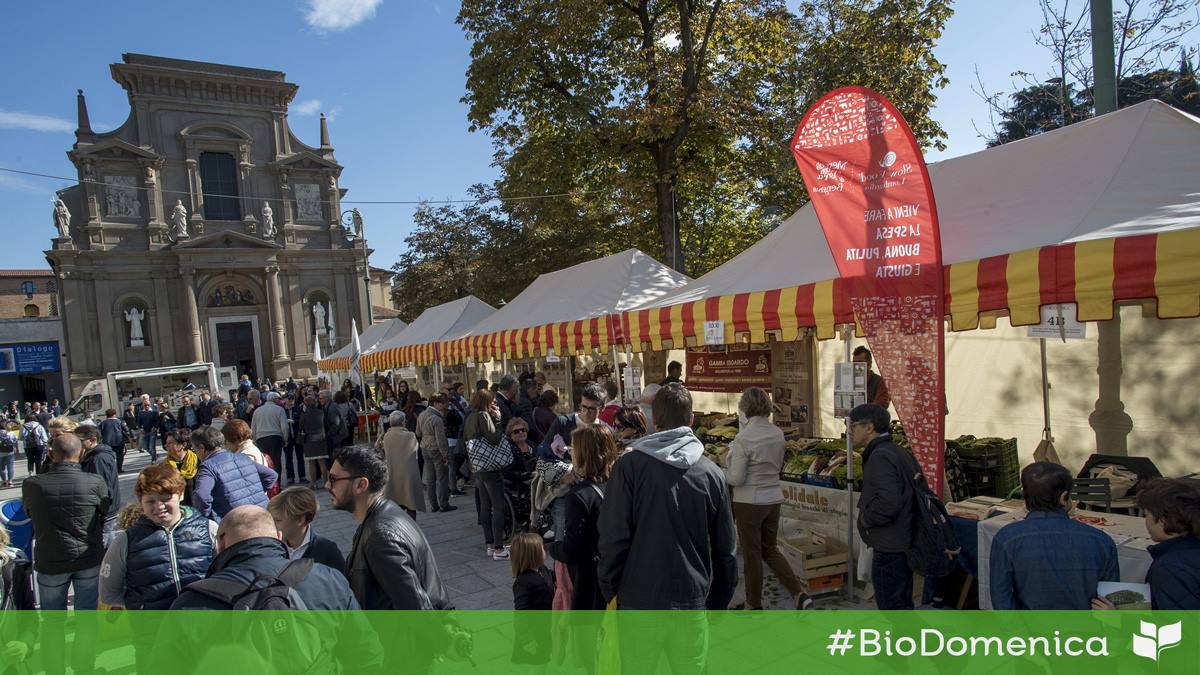 Il cibo a km zero sul Sentierone G7 e AgriCultura, un anno dopo