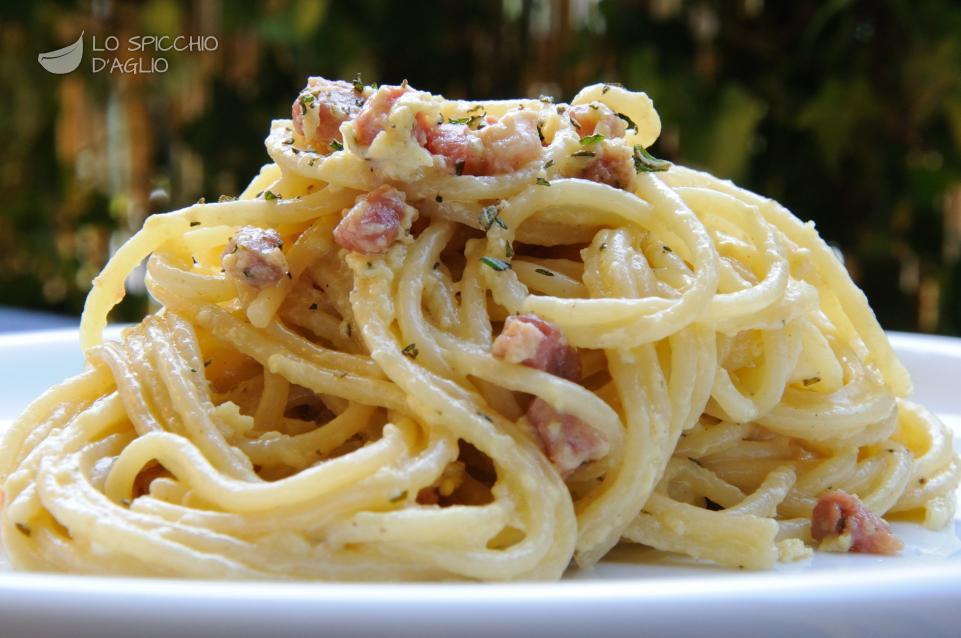 Oggi è la festa di “santa Pasta” E la carbonara le batte tutte