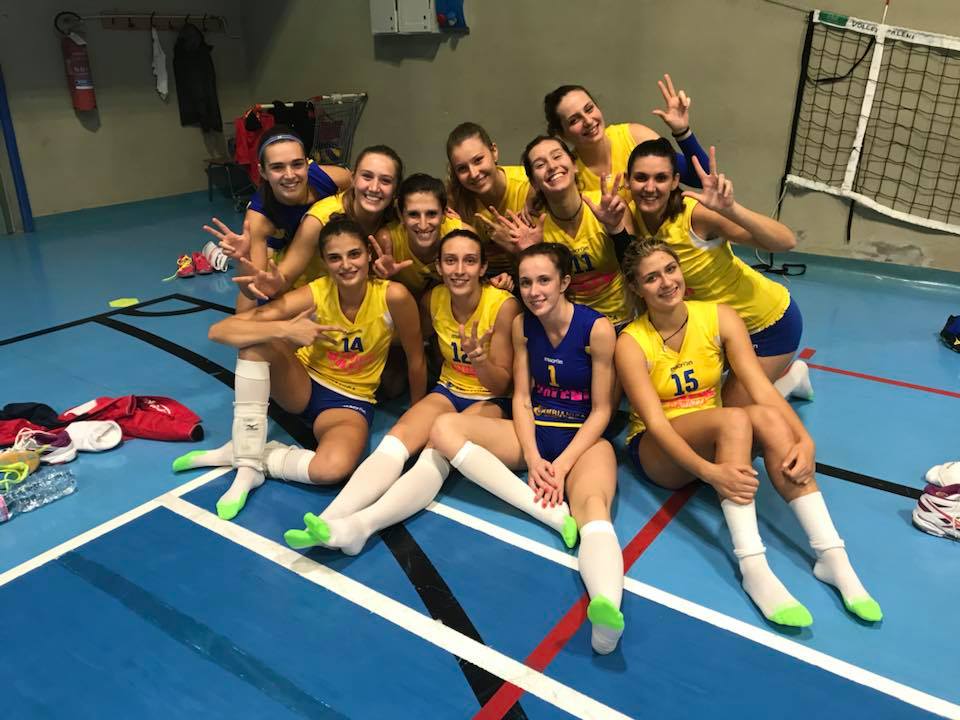 Il punto sulla pallavolo bergamasca Cisano ko; tanti sorrisi al femminile