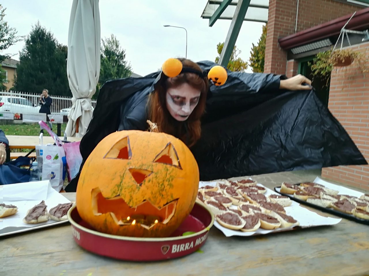 I ladri volevano rovinare la festa Ma anche una sola zucca è bastata