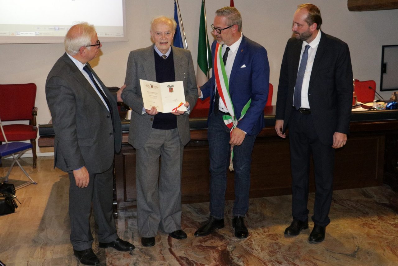 A un minerale da poco scoperto han dato il nome di un bergamasco