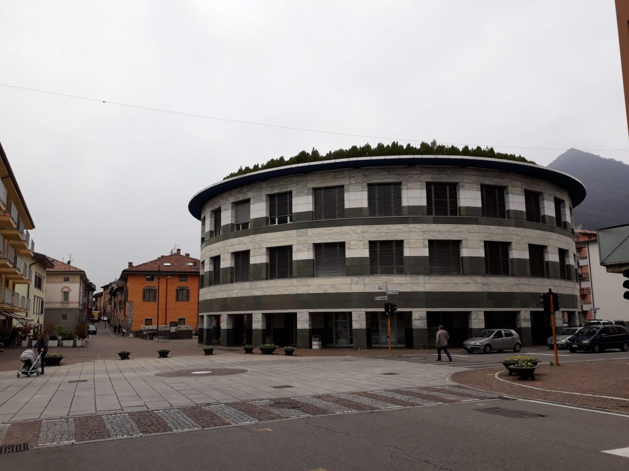 Nel curriculum una laurea che non risulta: mozione di sfiducia