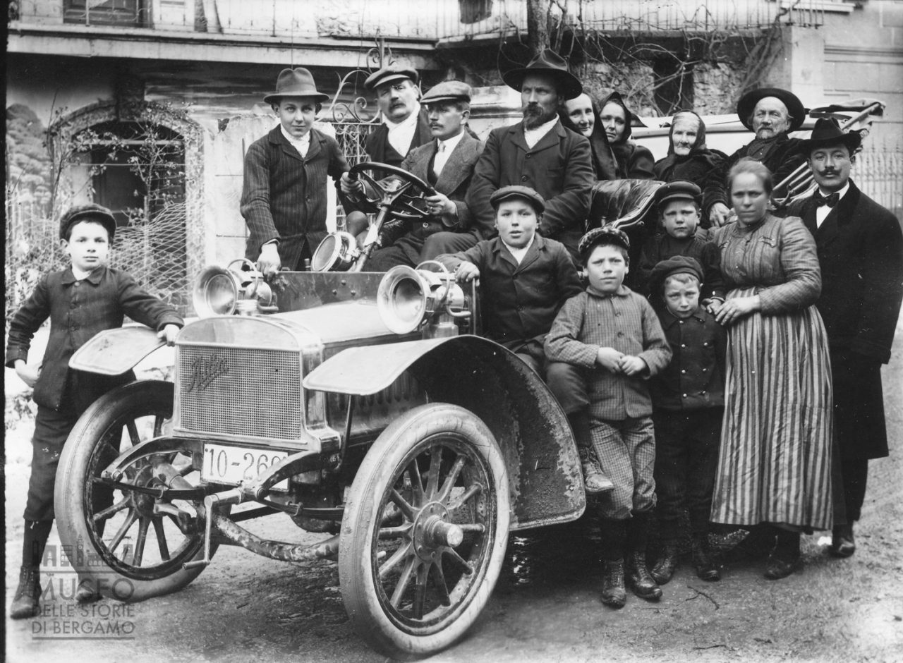 Bergamo in oltre un milione di foto Un museo di storia per immagini