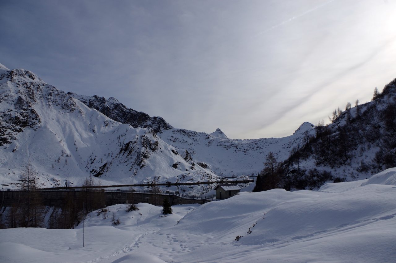 Su ai Laghi Gemelli con la neve Una magia (da provare) non da tutti