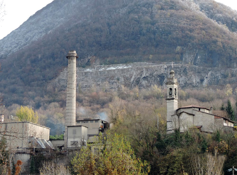Salviamo la ciminiera di Albino!