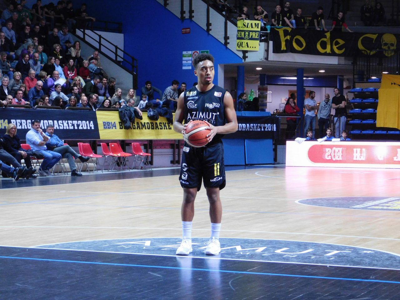 Il punto sul basket bergamasco BB14 seconda, ma dietro è bagarre