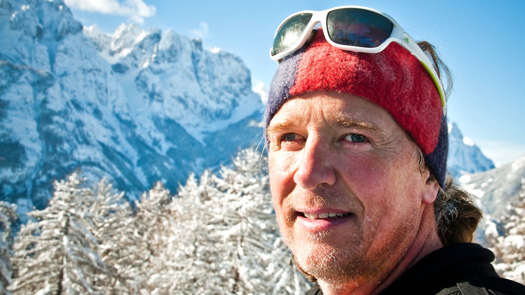 Andy Holzer, grande alpinista cieco che è riuscito a scalare l’Everest