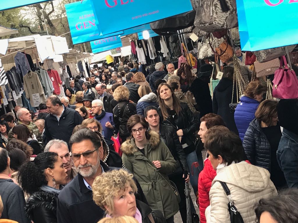“Gli Ambulanti di Forte dei Marmi” a Seriate domenica 9 per S. Lucia