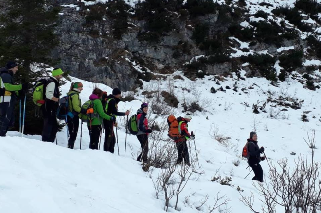 12 - Primo raduno ciaspolatori e scialpinisti - Foto concessa dal Rifugio Albani